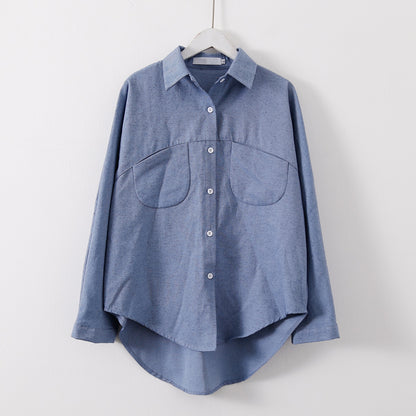 Blusa estiva a maniche lunghe da donna.