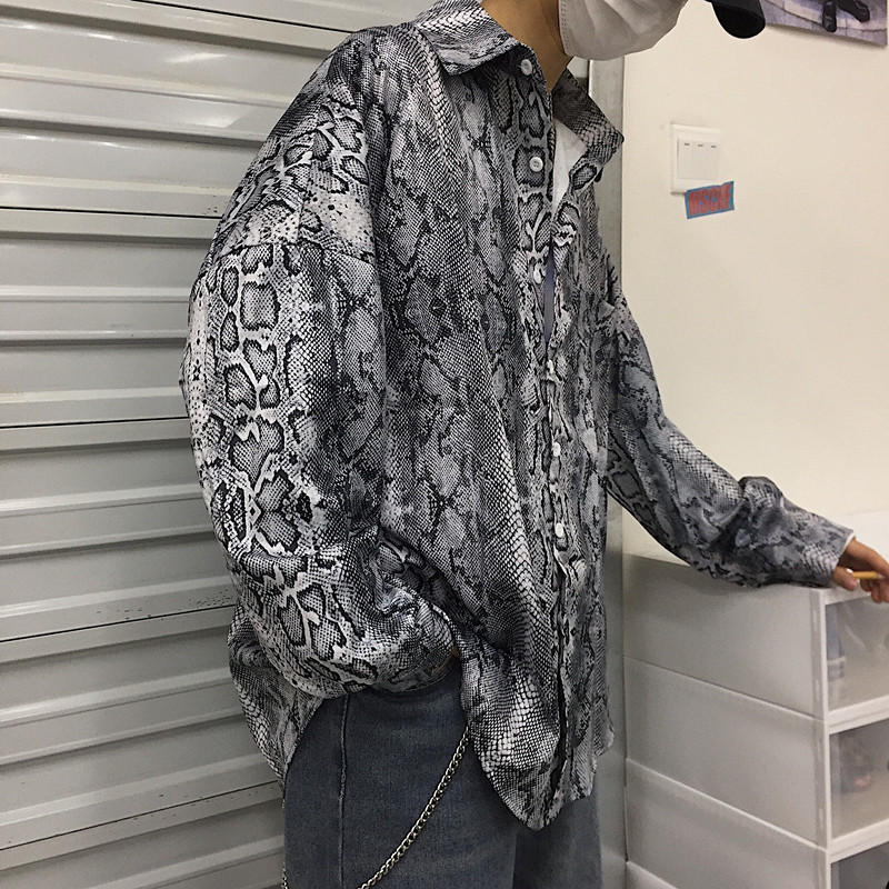 Camicia Unisex con stampa serpente