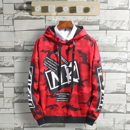 Felpa da uomo con stile grafico. Perfetta per chi vuole distinguersi con un look originale