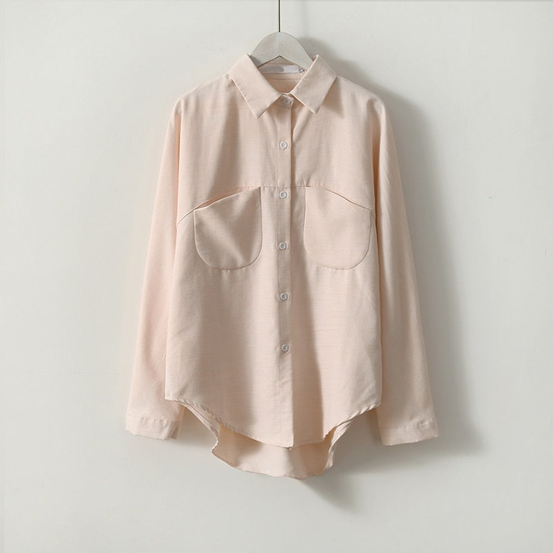 Blusa estiva a maniche lunghe da donna.