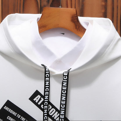 Felpa da uomo con stile grafico. Perfetta per chi vuole distinguersi con un look originale