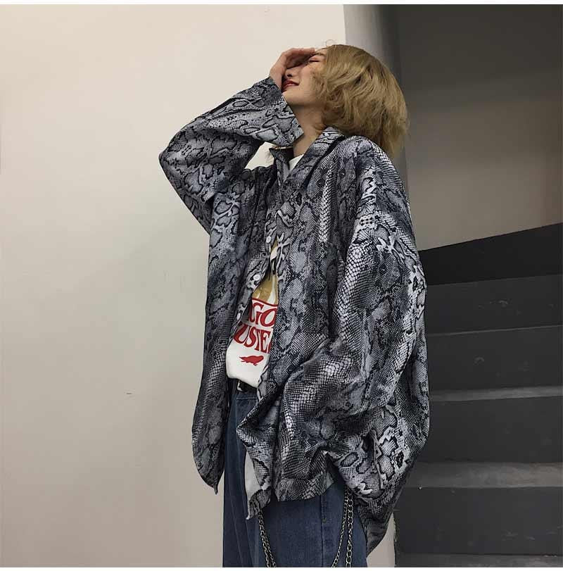Camicia Unisex con stampa serpente