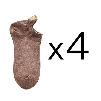 Set da 4 paia di calzini corti da donna. Comfort e stile per la stagione primaverile! Questi calzini in cotone morbido offrono una vestibilità leggera e traspirante, perfetta per il clima più mite.