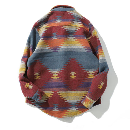 Camicia da uomo a maniche lunghe in stile streetwear. Esprimi il tuo stile urbano con questa camicia dalla forte personalità.